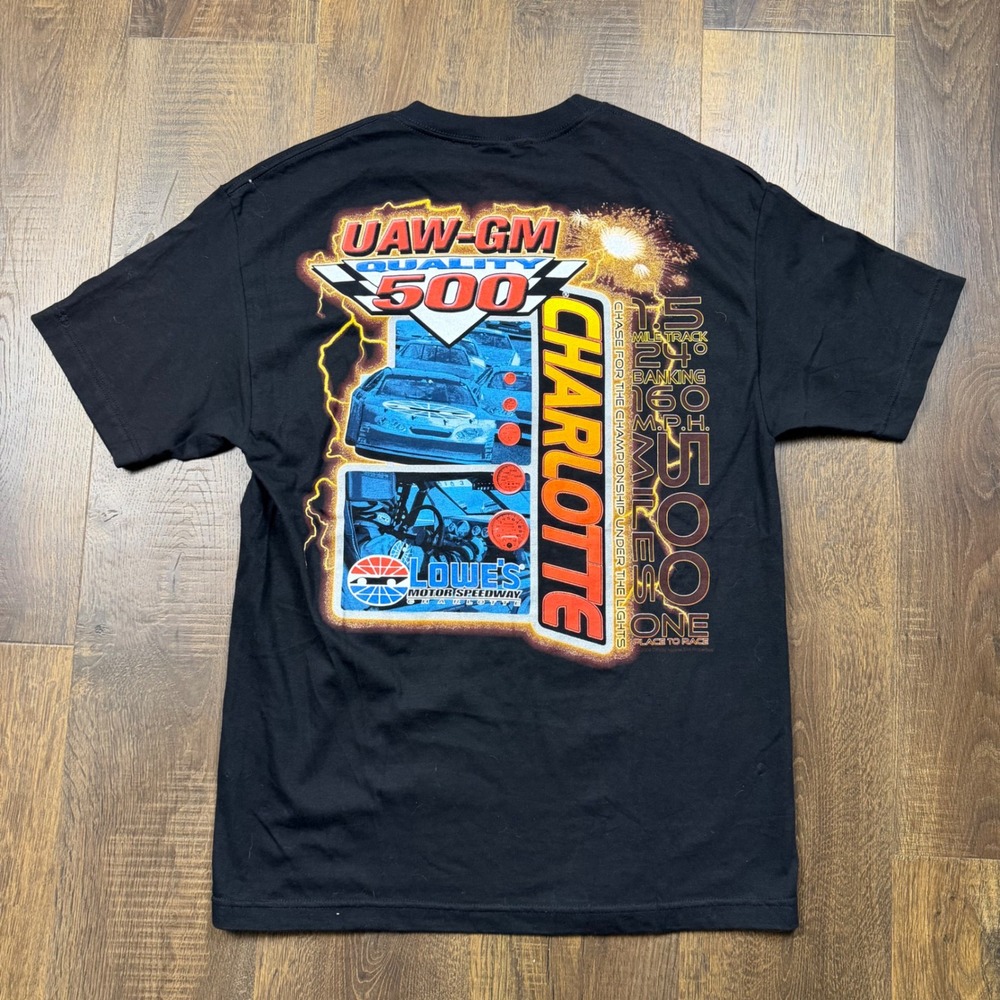 Vintage 2004 NASCAR UAW-GM Quality 500 T-Shirt Men's L Charlotte Racing